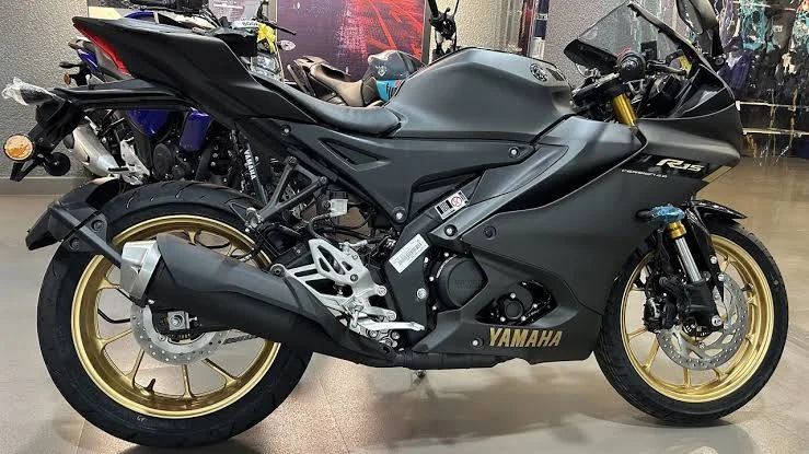 New Yamaha R15